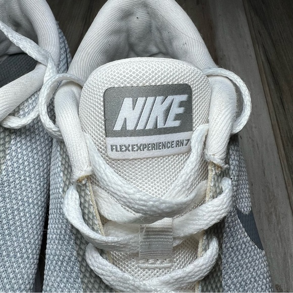 Nike Flex Experience RN 7 Women’s Size 6.5 - Picture 9 of 11